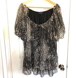 Penningtons Flowy Black & Taupe Snakeskin Print Blouse | 22​​